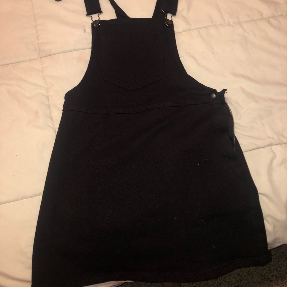 Overall dress
